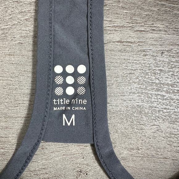Title Nine Racerback Tank Top Shelf Bra Gray Med Nimberlene - Picture 6 of 12